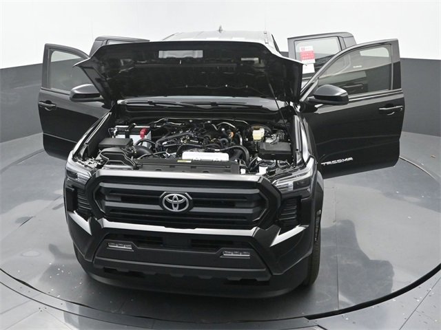New 2025 Toyota Tacoma SR5 w/ SR5 Upgrade Package image 32