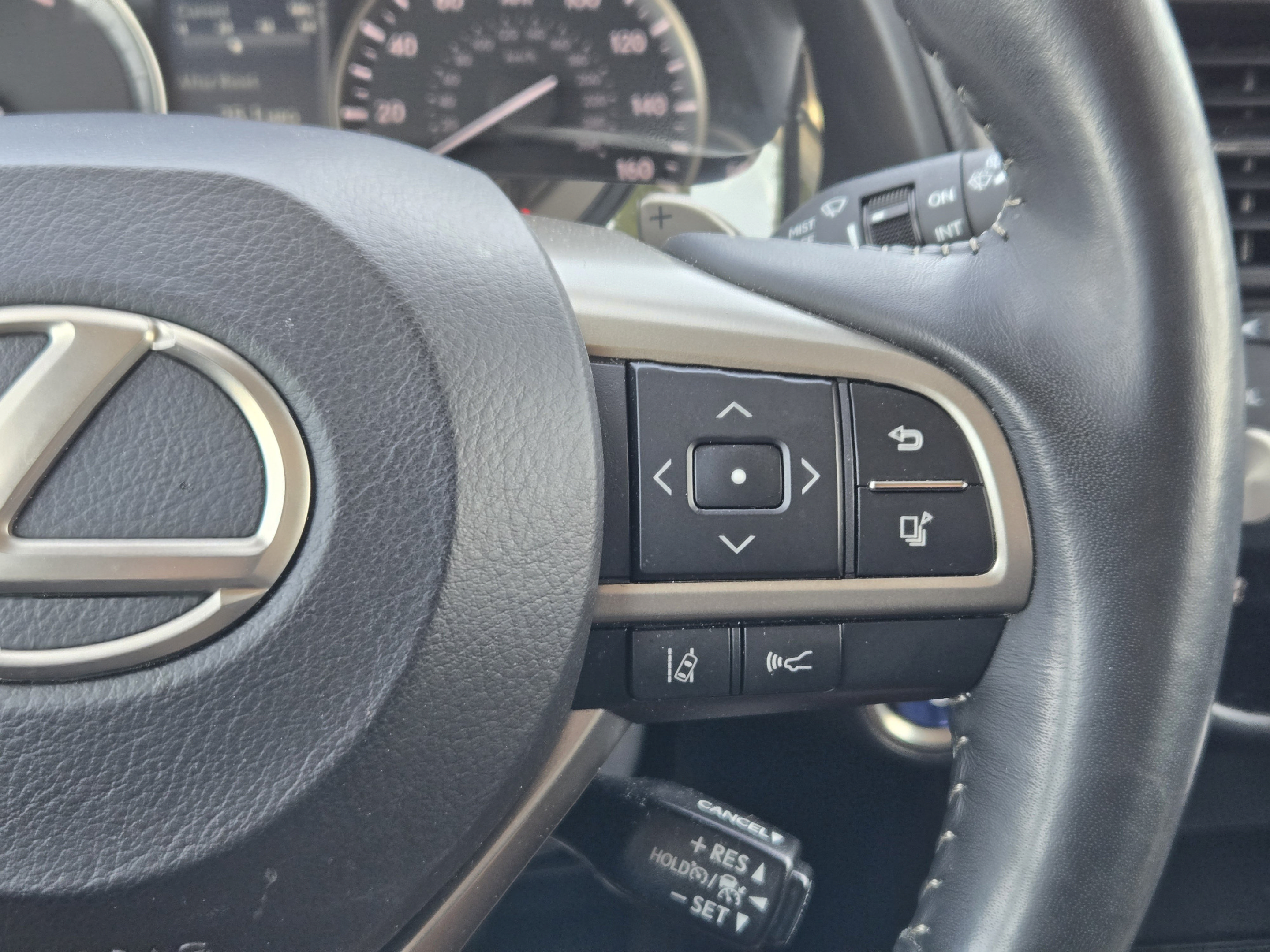 Certified 2020 Lexus RX 450h AWD w/ Premium Package image 27