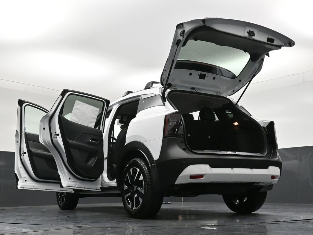 New 2026 Nissan Kicks SV w/ Cold Weather Package AWD/4WD image 34