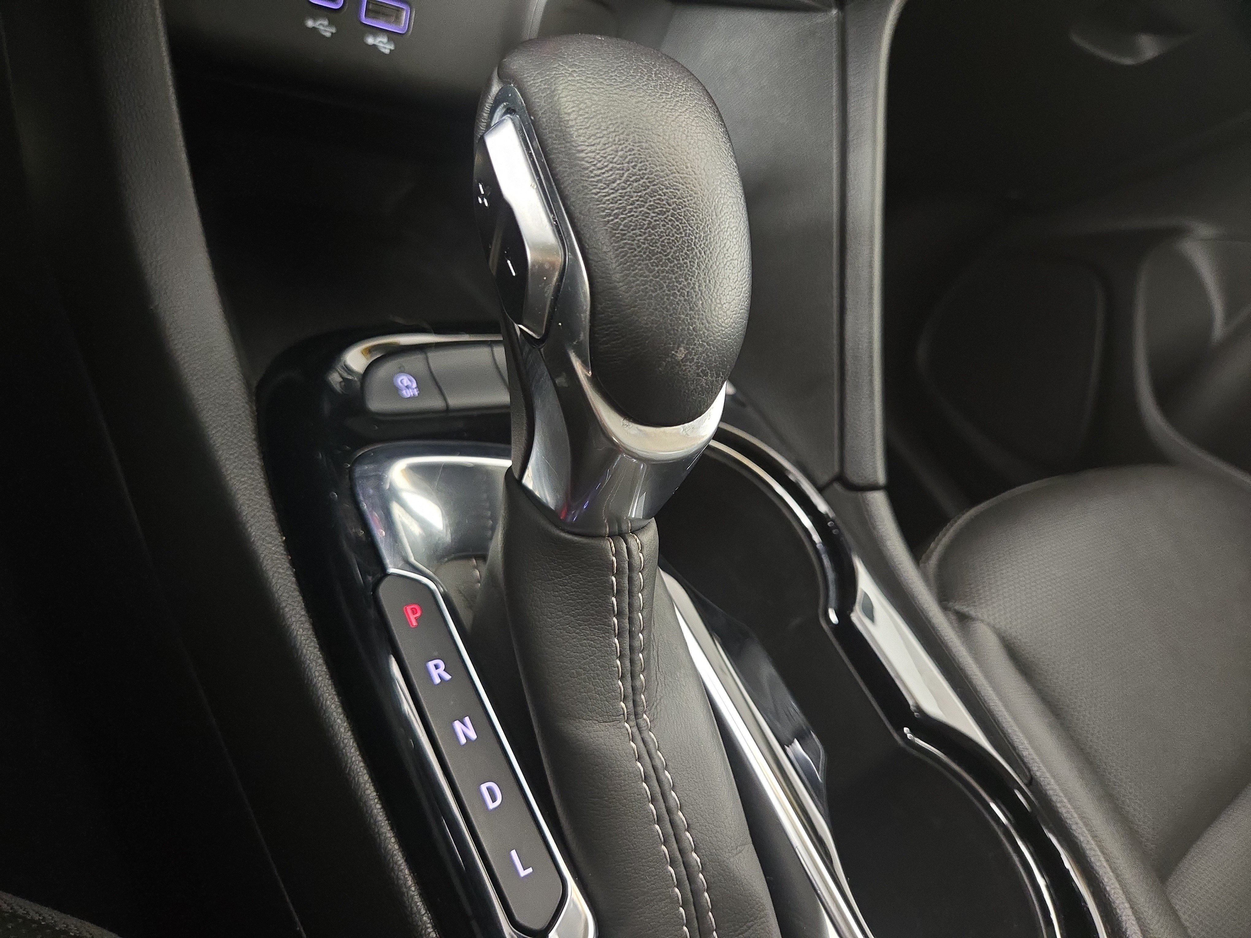 Used 2024 Buick Encore GX Sport Touring w/ Comfort Package FWD image 21