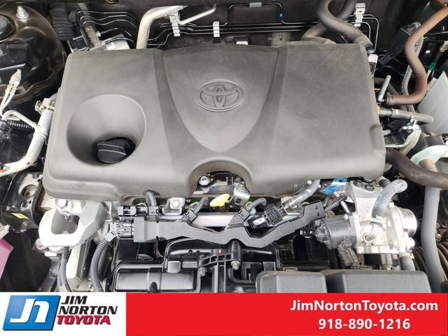 Used 2025 Toyota RAV4 XLE FWD image 30