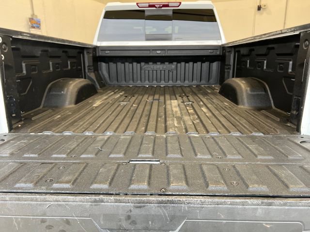 Used 2024 GMC Sierra 3500 AT4 w/ AT4 Premium Plus Package image 16