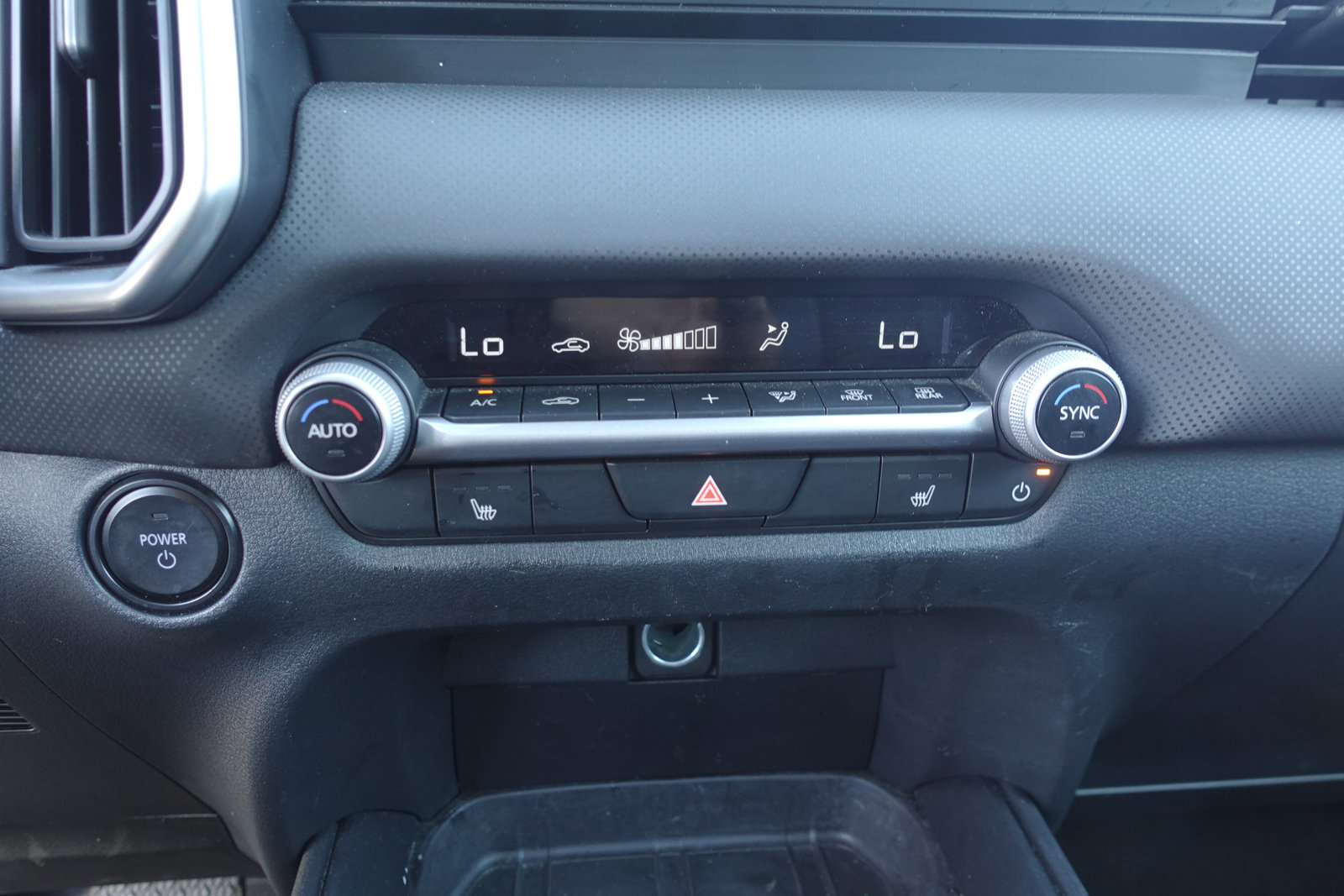 Certified 2025 MAZDA CX-50 2.5 Hybrid w/ Preferred Pkg AWD/4WD image 23