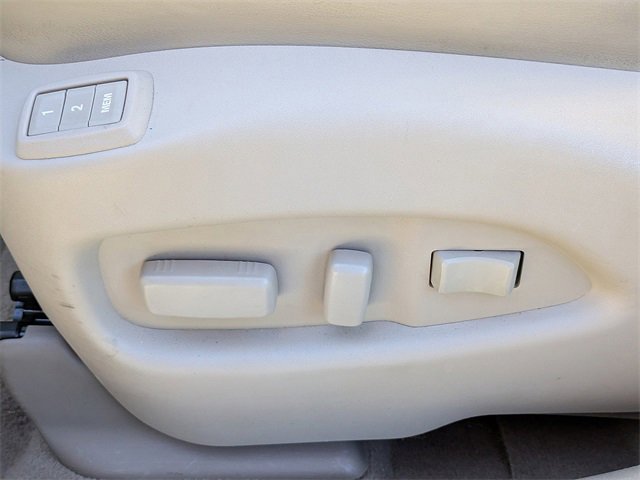 Used 2014 Cadillac SRX Luxury w/ Driver Awareness Package image 21