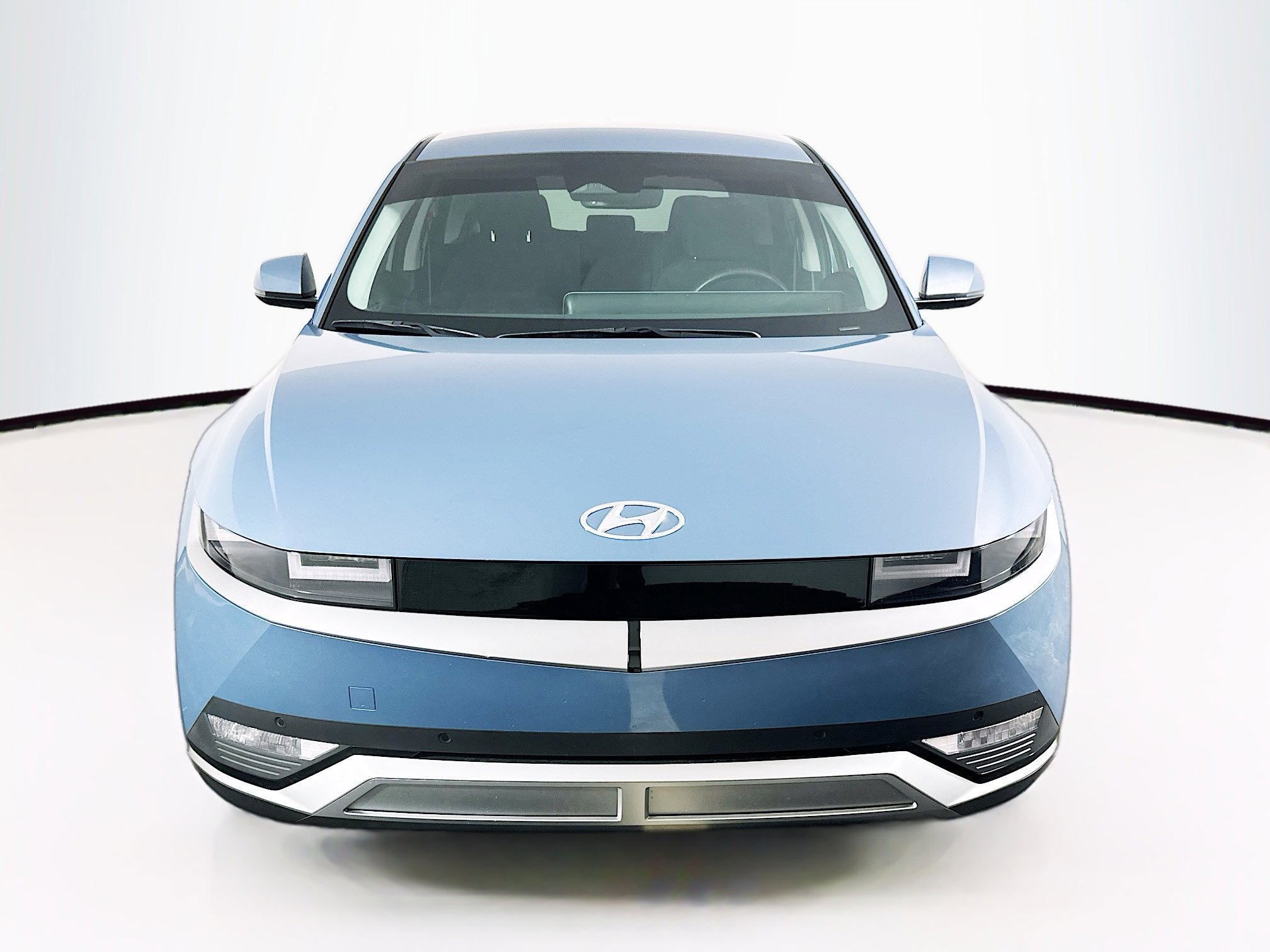 Used 2024 Hyundai Ioniq 5 SEL image 2