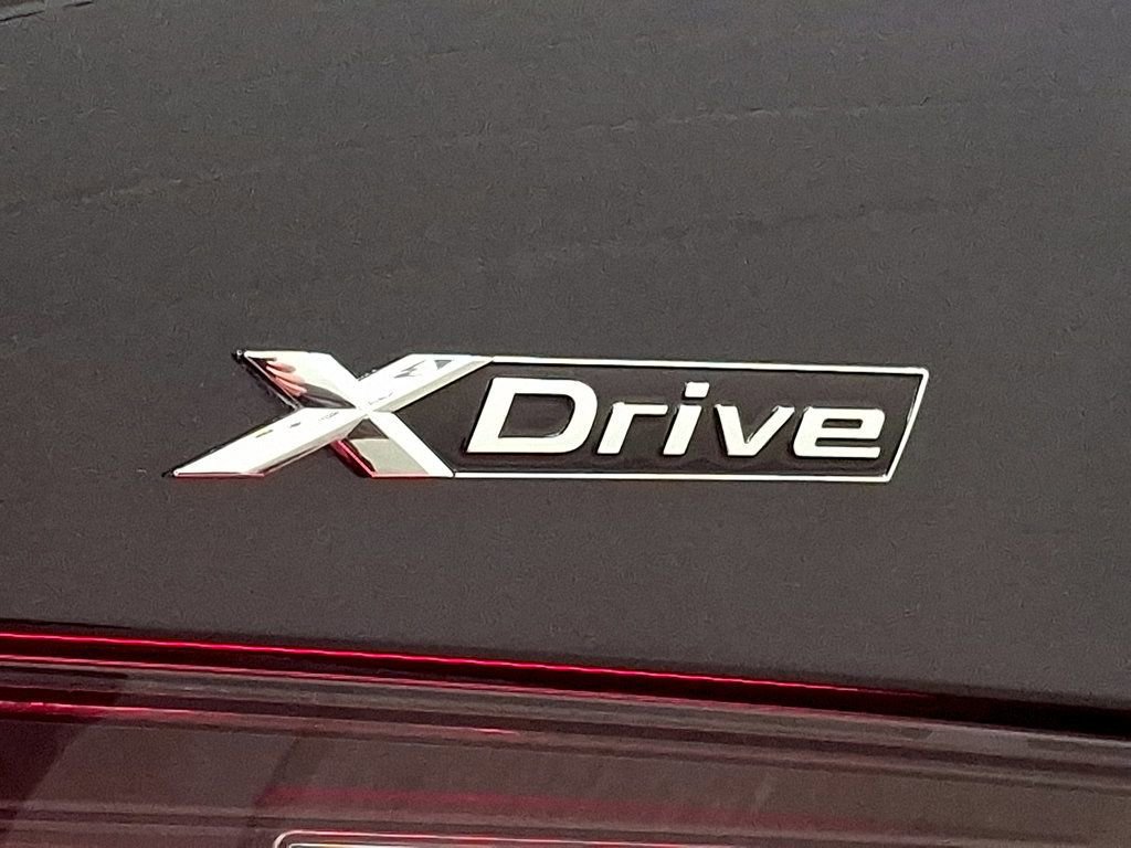 Used 2025 BMW 330i xDrive Sedan image 38