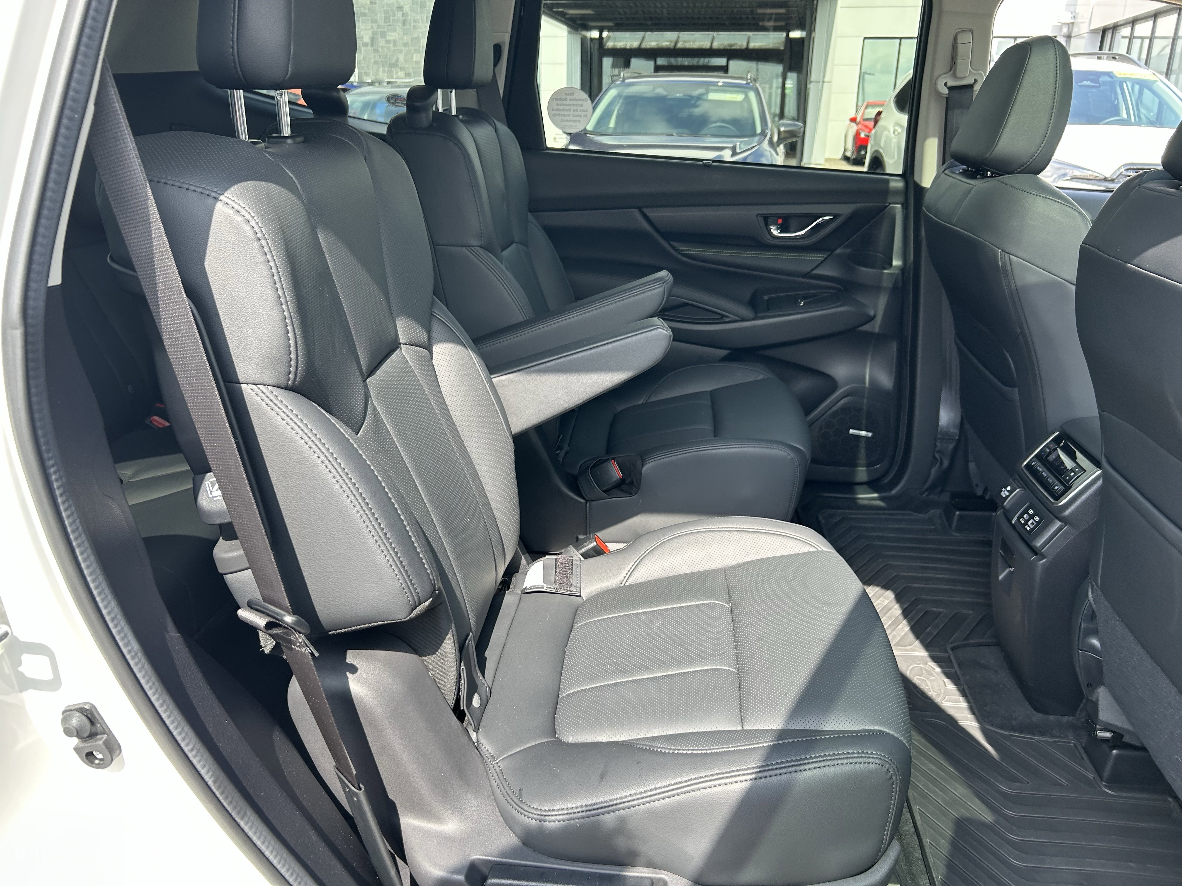 Used 2025 Subaru Ascent Bronze Edition w/ Onyx Package image 26