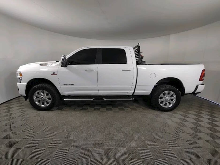 Used 2023 RAM 2500 Laramie AWD/4WD image 4