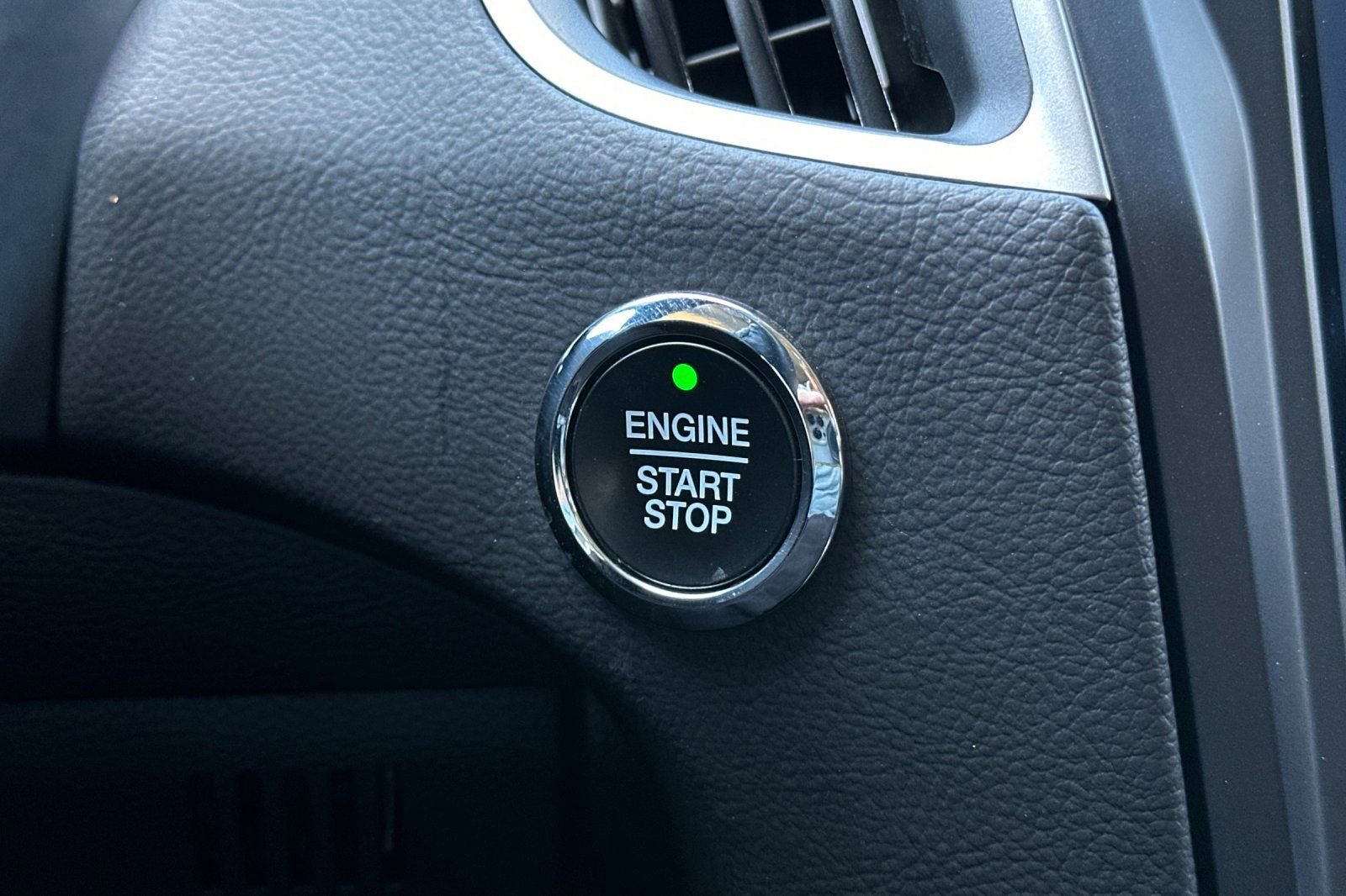 Certified 2023 Ford Edge SEL w/ Convenience Package AWD/4WD image 21