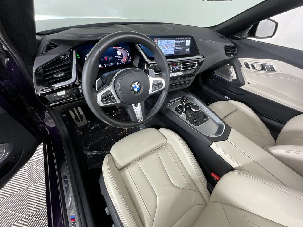 Used 2024 BMW Z4 sDrive30i w/ Premium Package image 12
