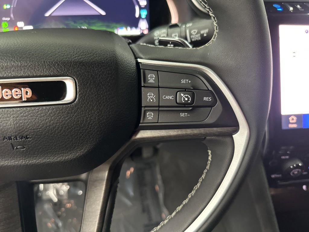 Used 2024 Jeep Grand Cherokee Limited 4xe image 18