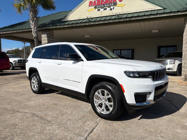 Used 2023 Jeep Grand Cherokee L Limited w/ Luxury Tech Group II image 2