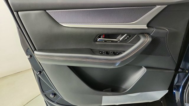 New 2026 MAZDA CX-90 Plug-In Hybrid w/ Premium Plus AWD/4WD image 9