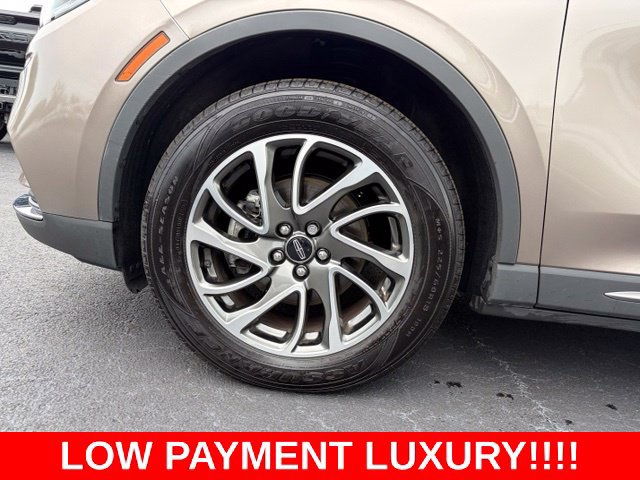 Used 2020 Lincoln Corsair FWD w/ Equipment Group 101A image 9
