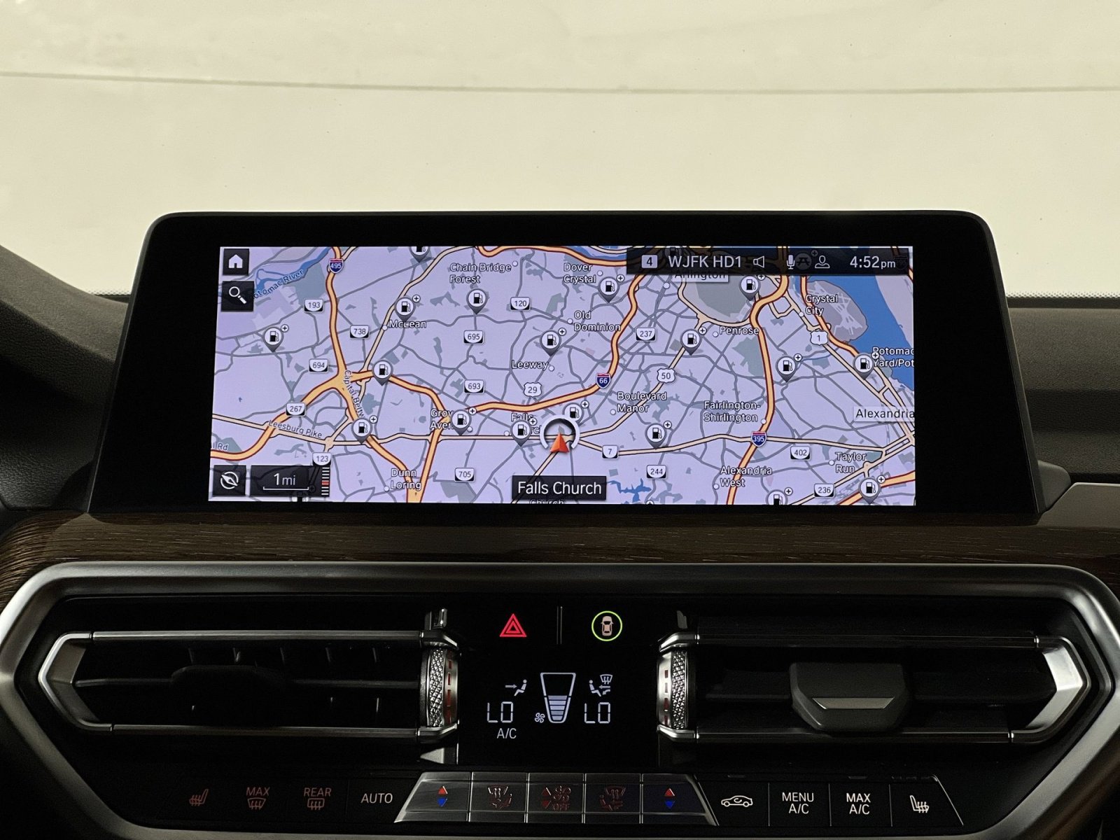 Used 2023 BMW X3 xDrive30i w/ Convenience Package w/ZPA AWD/4WD image 20