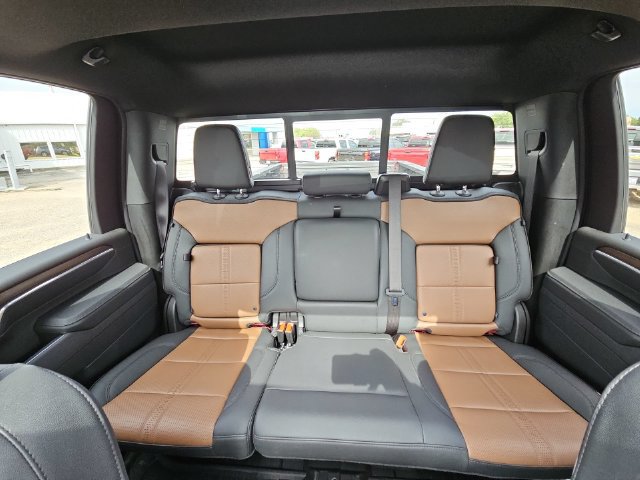 Certified 2026 Chevrolet Silverado 3500 High Country w/ High Country Premium Package AWD/4WD image 14