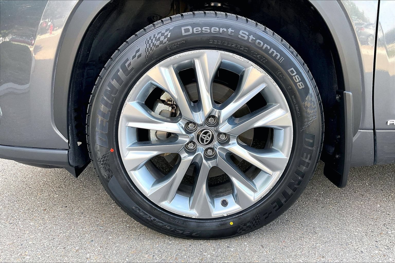 Used 2021 Toyota Highlander Limited AWD/4WD image 29