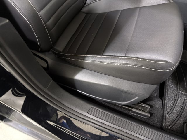 Certified 2024 Volkswagen Jetta SE FWD image 37