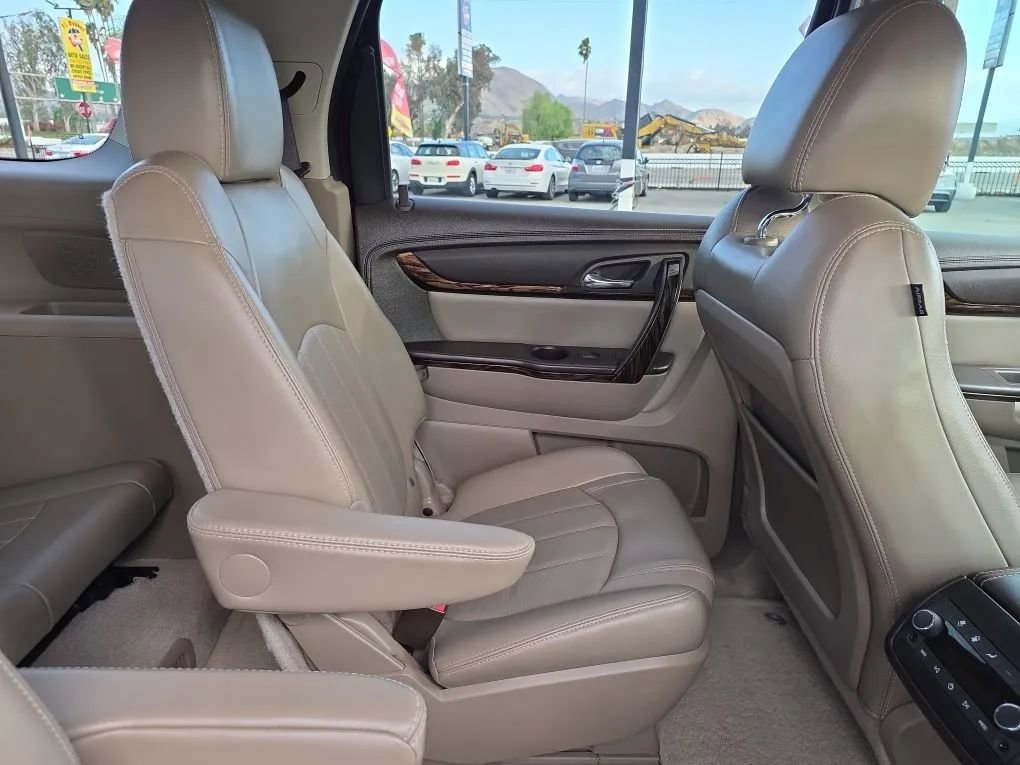 Used 2015 GMC Acadia Denali FWD image 26