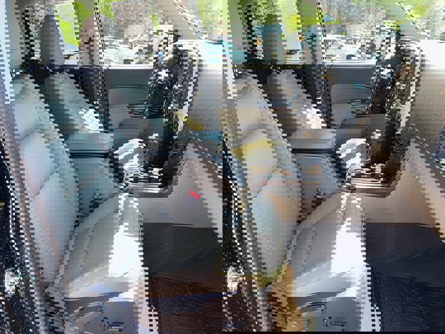 Used 2016 GMC Canyon SLT w/ Driver Alert Package image 23