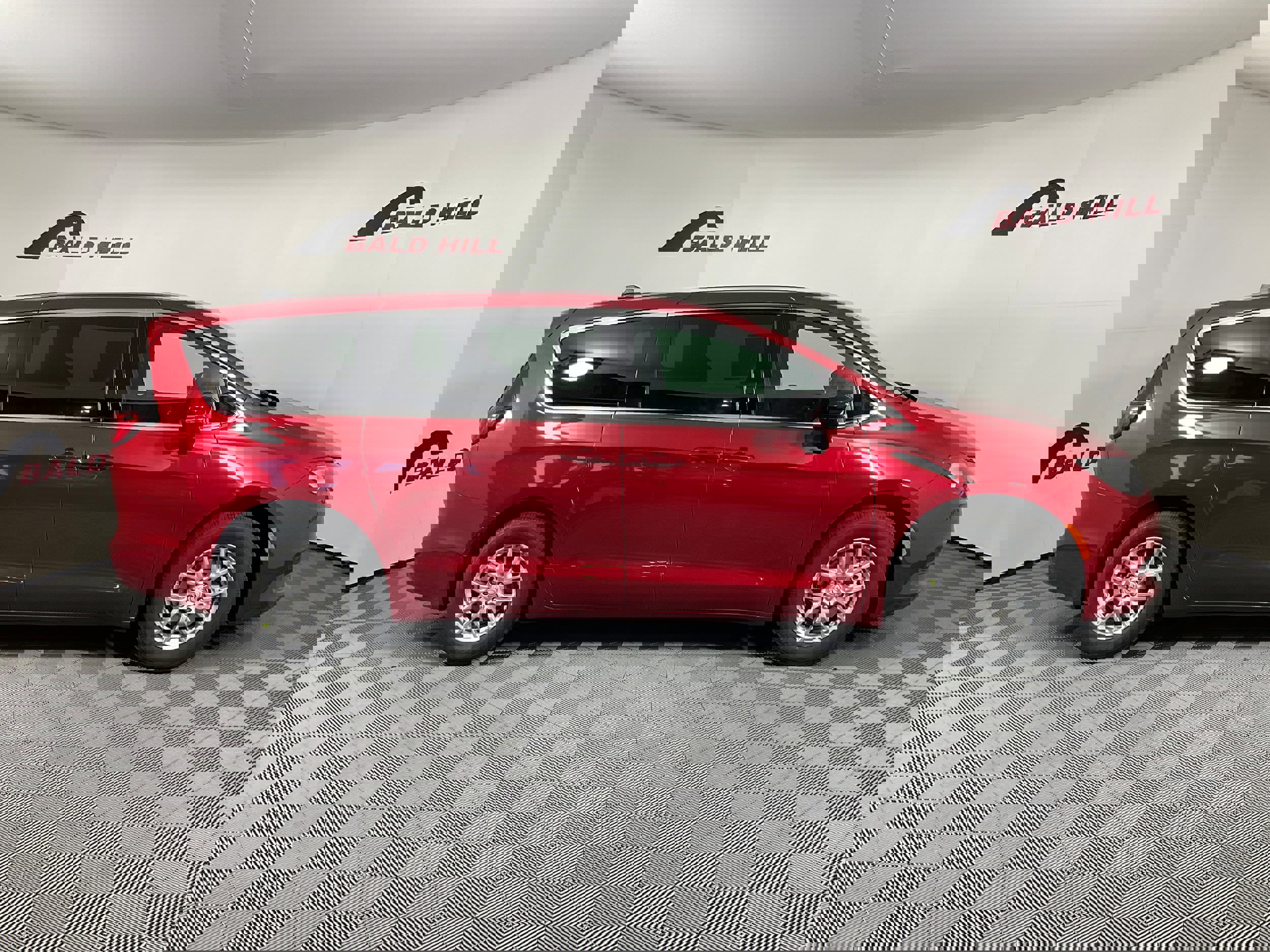 New 2026 Chrysler Voyager LX image 7