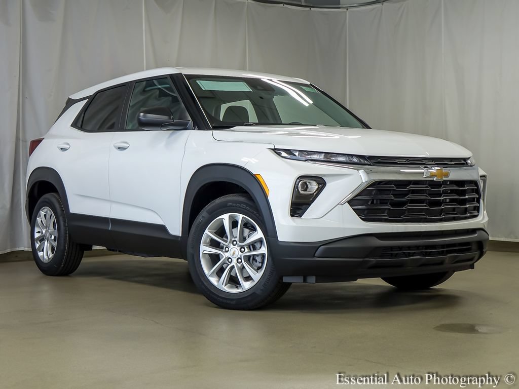 New 2026 Chevrolet TrailBlazer LS w/ LS Convenience Package FWD image 2