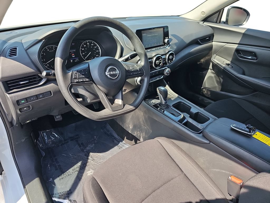 Used 2025 Nissan Sentra S FWD image 16