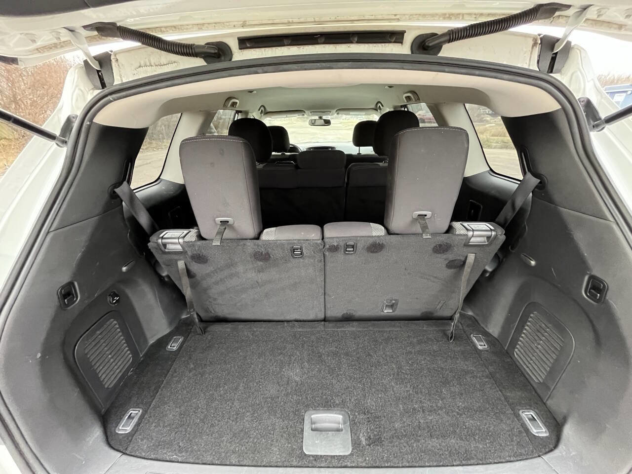 Used 2017 Nissan Pathfinder SV w/ Cargo Package image 13