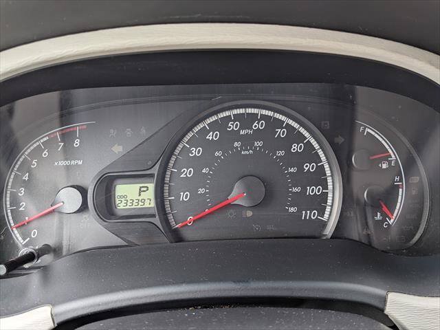 Used 2011 Toyota Sienna LE w/ Towing Pkg FWD image 18
