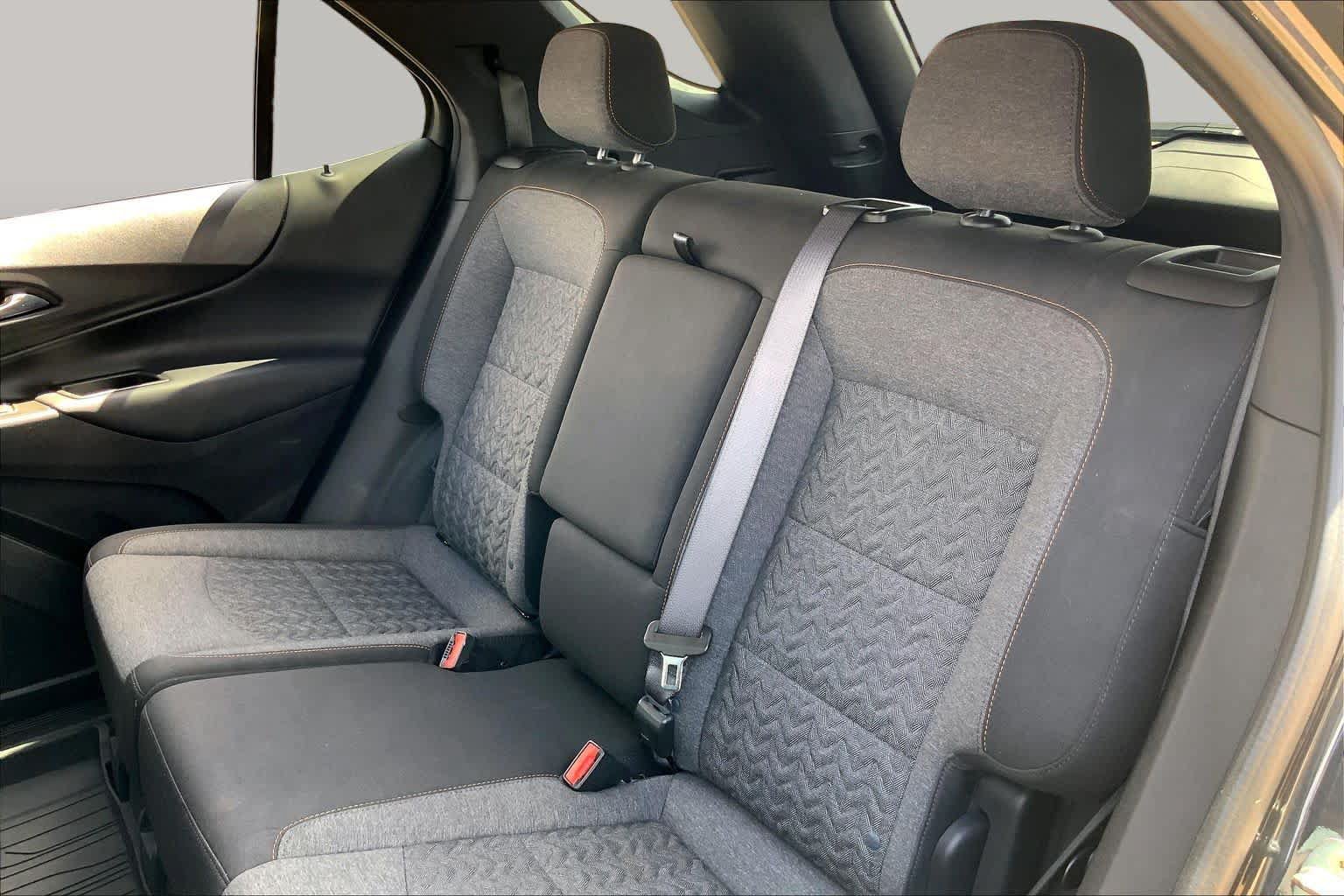 Used 2022 Chevrolet Equinox LT w/ LPO, Floor Liner Package FWD image 21
