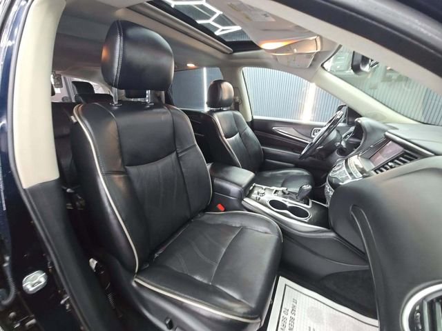 Used 2019 INFINITI QX60 Luxe w/ Essential Package image 5