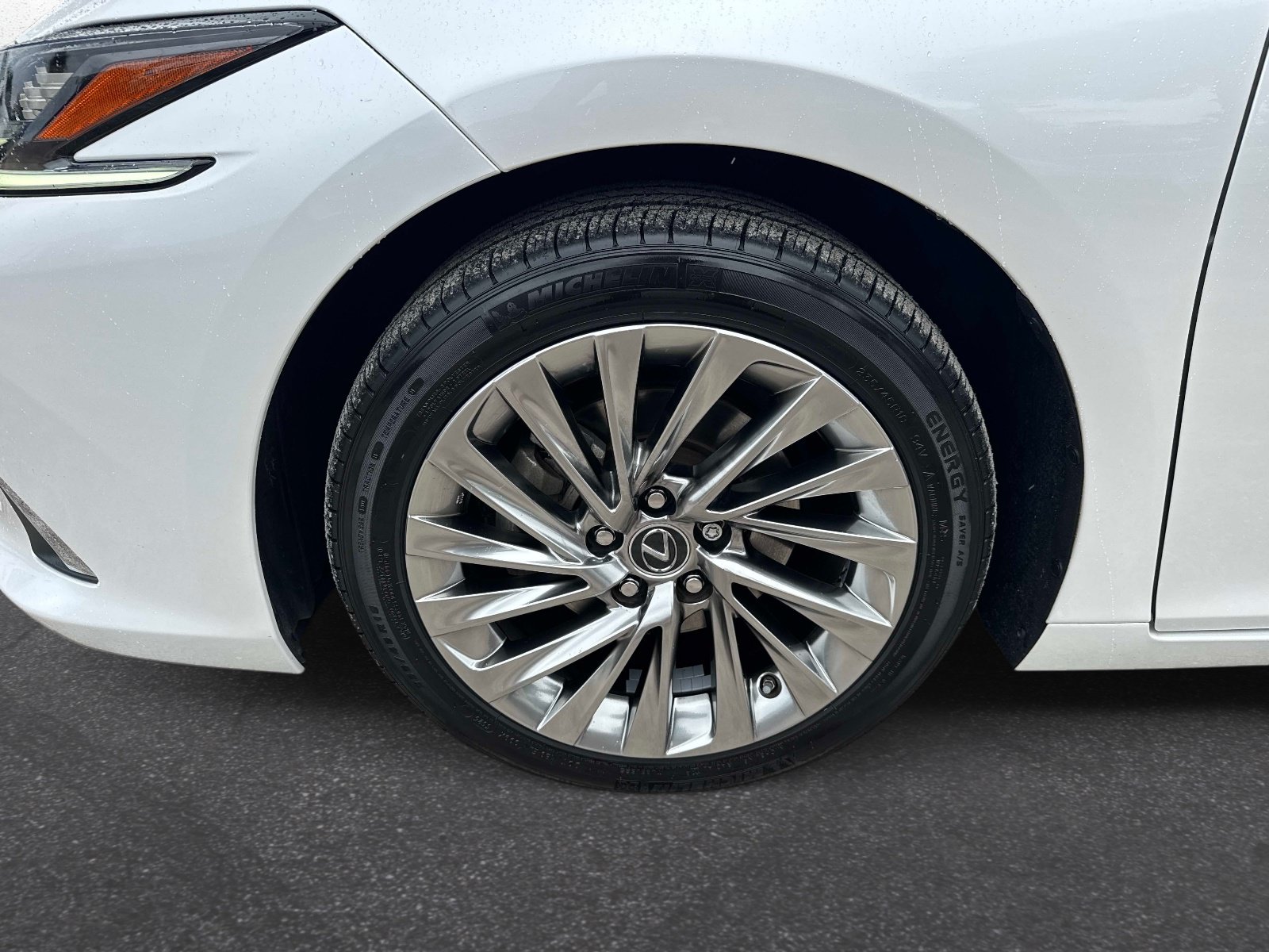 Certified 2022 Lexus ES 350 Ultra Luxury w/ Accessory Package 2 FWD image 10
