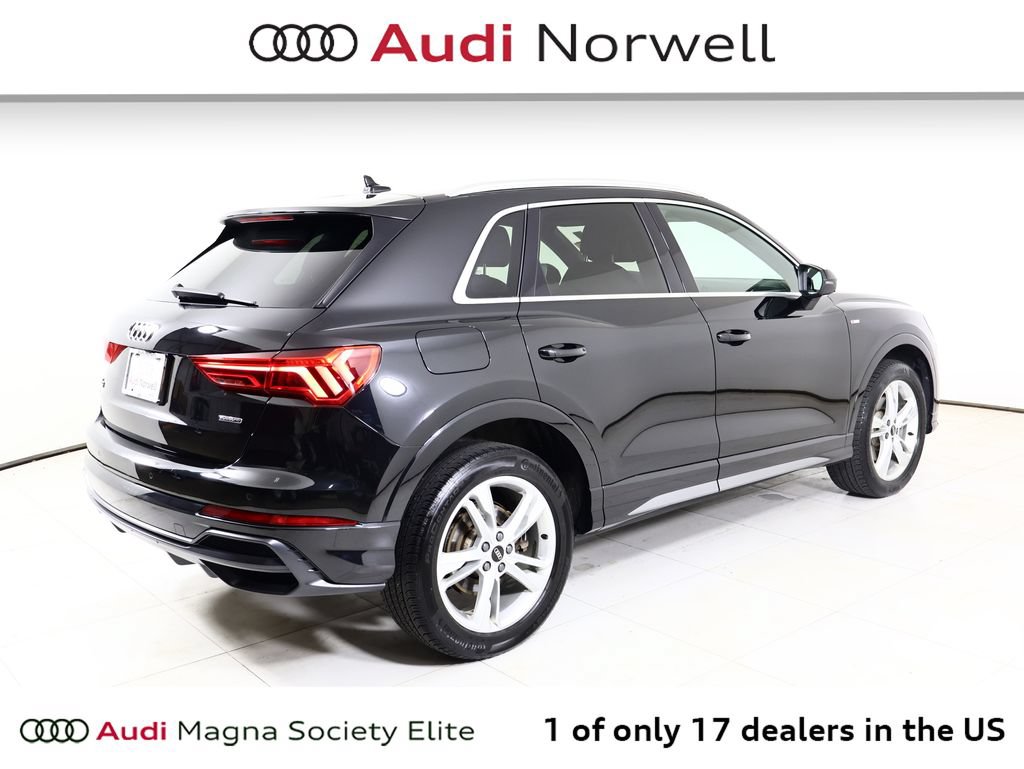 Certified 2022 Audi Q3 2.0T Premium Plus w/ Premium Plus Package AWD/4WD image 17