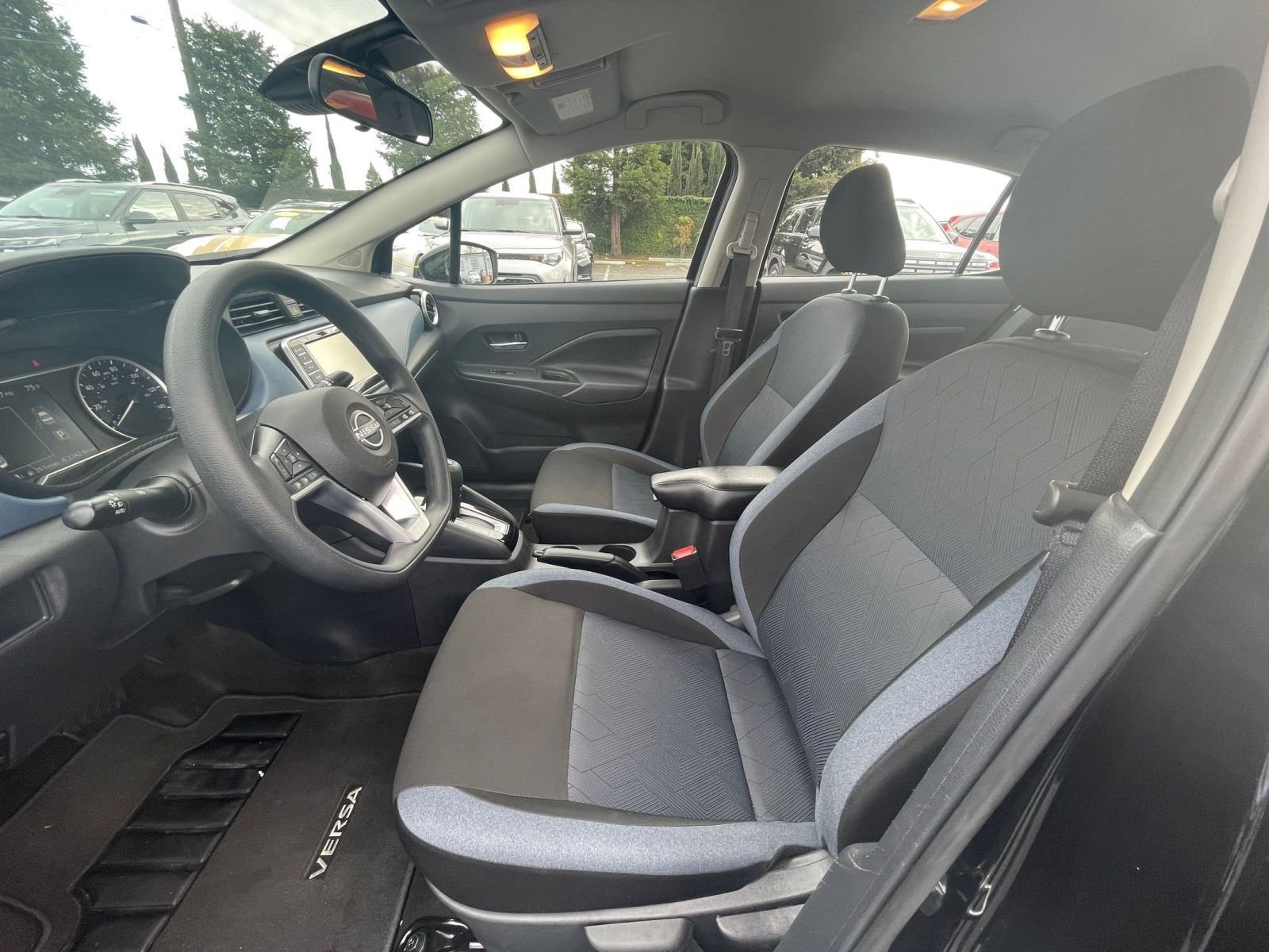 Used 2025 Nissan Versa SV image 22