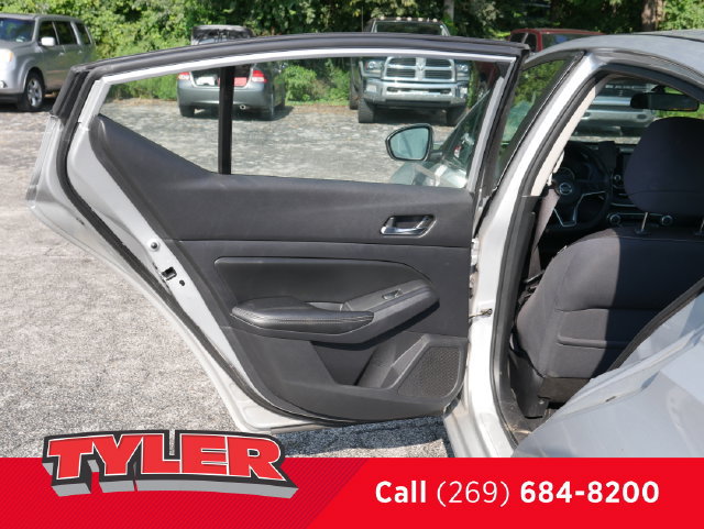 Used 2019 Nissan Altima 2.5 S FWD image 16