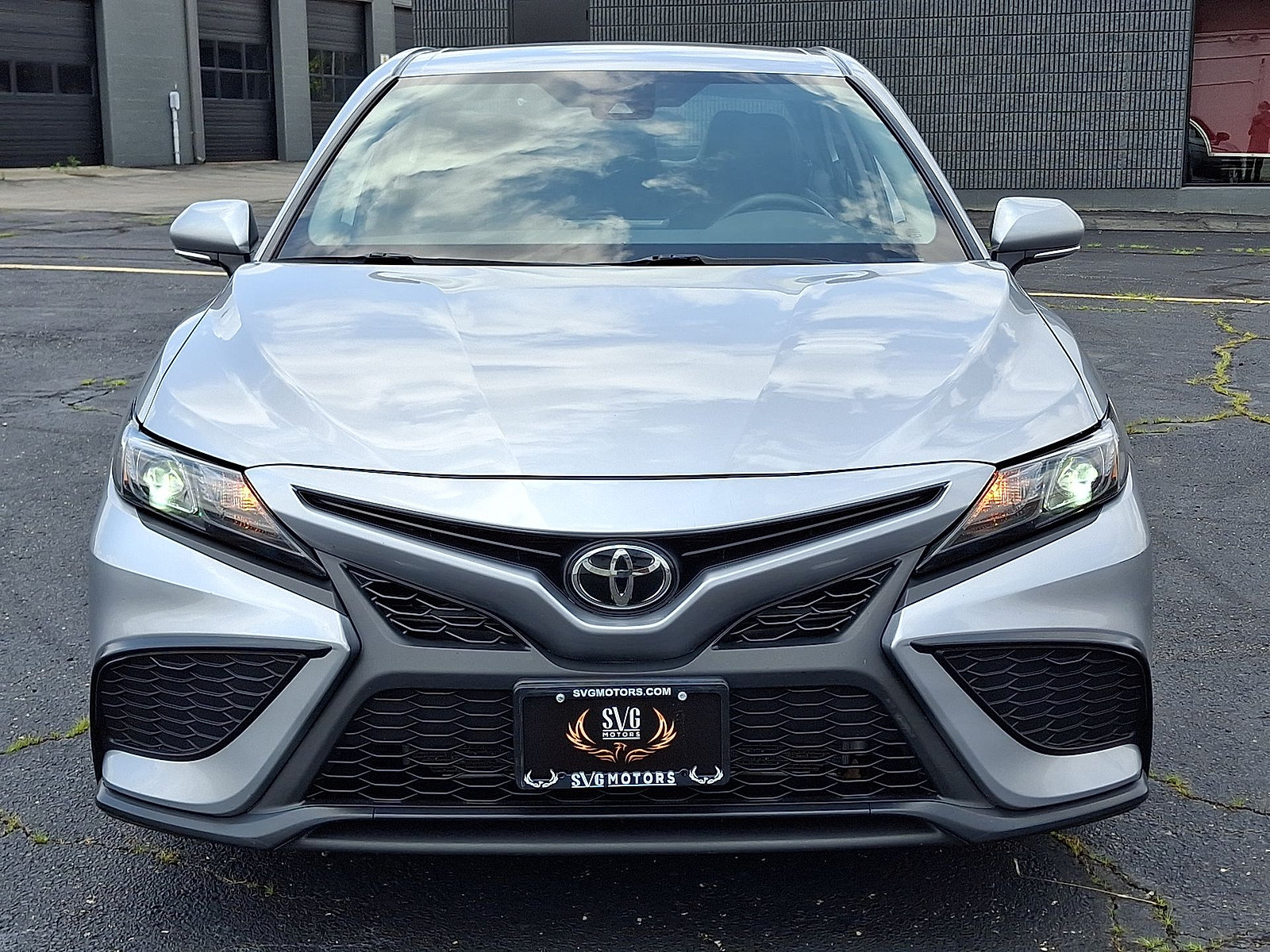 Used 2024 Toyota Camry SE FWD image 29
