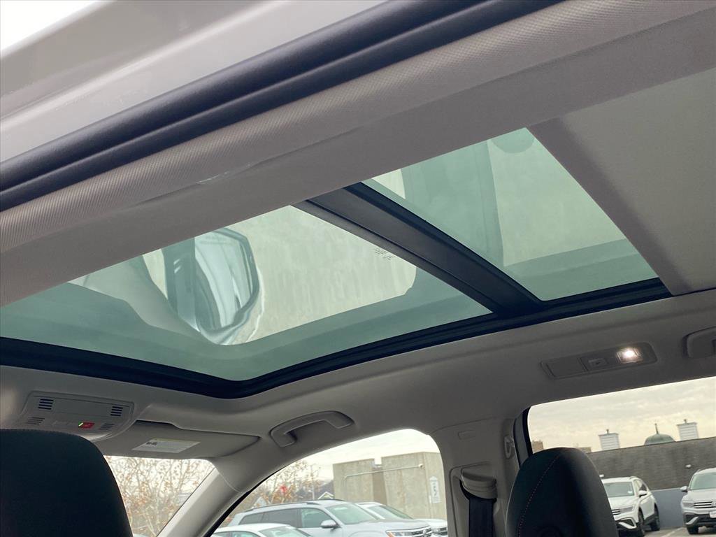 Certified 2024 Volkswagen Tiguan Wolfsburg Edition image 22