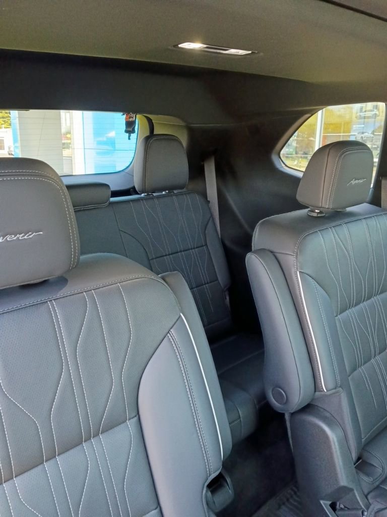 Used 2026 Buick Enclave Avenir w/ Super Cruise Package AWD/4WD image 20