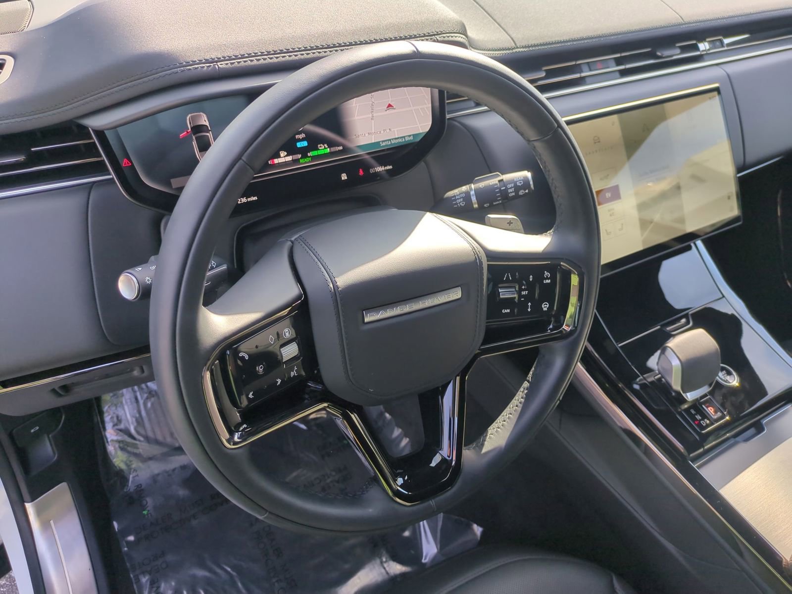 Used 2025 Land Rover Range Rover Sport Dynamic SE image 17