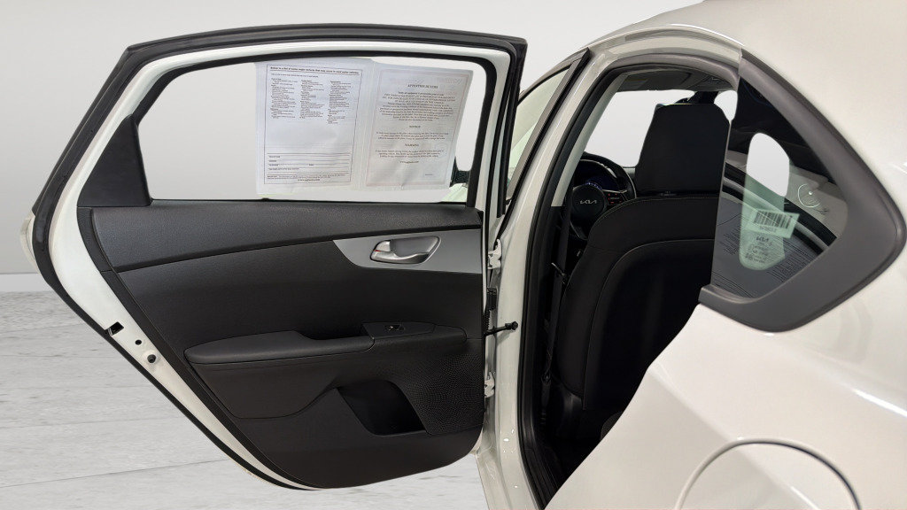 Used 2024 Kia Forte LXS FWD image 32