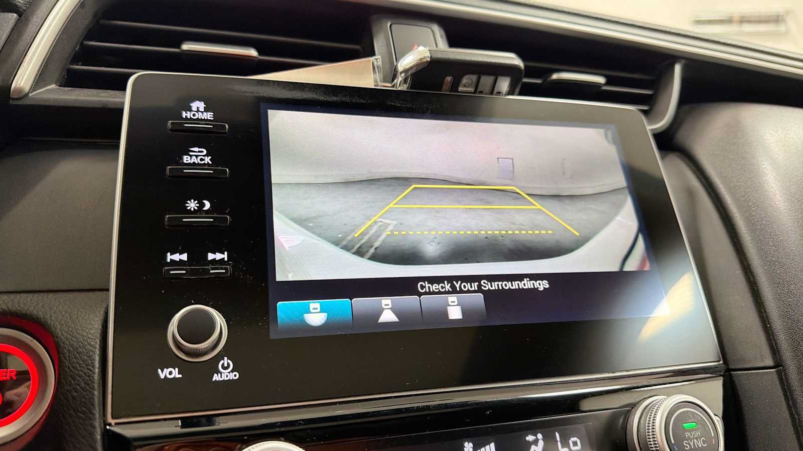 Used 2019 Honda Insight Touring image 19