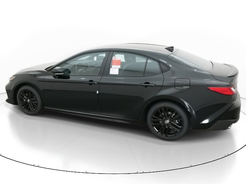 New 2026 Toyota Camry SE image 4