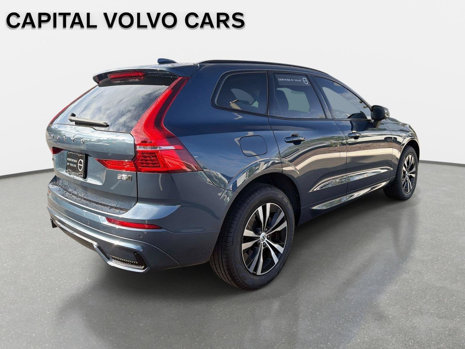 Certified 2024 Volvo XC60 B5 Core AWD/4WD image 5