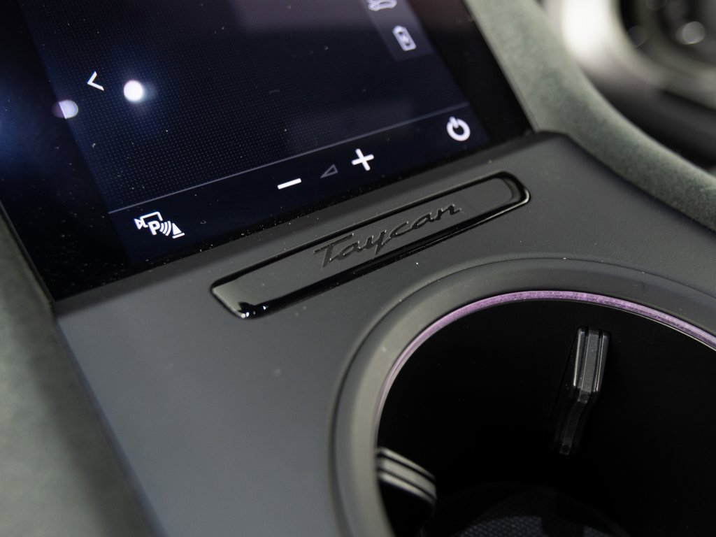 Certified 2023 Porsche Taycan GTS image 20