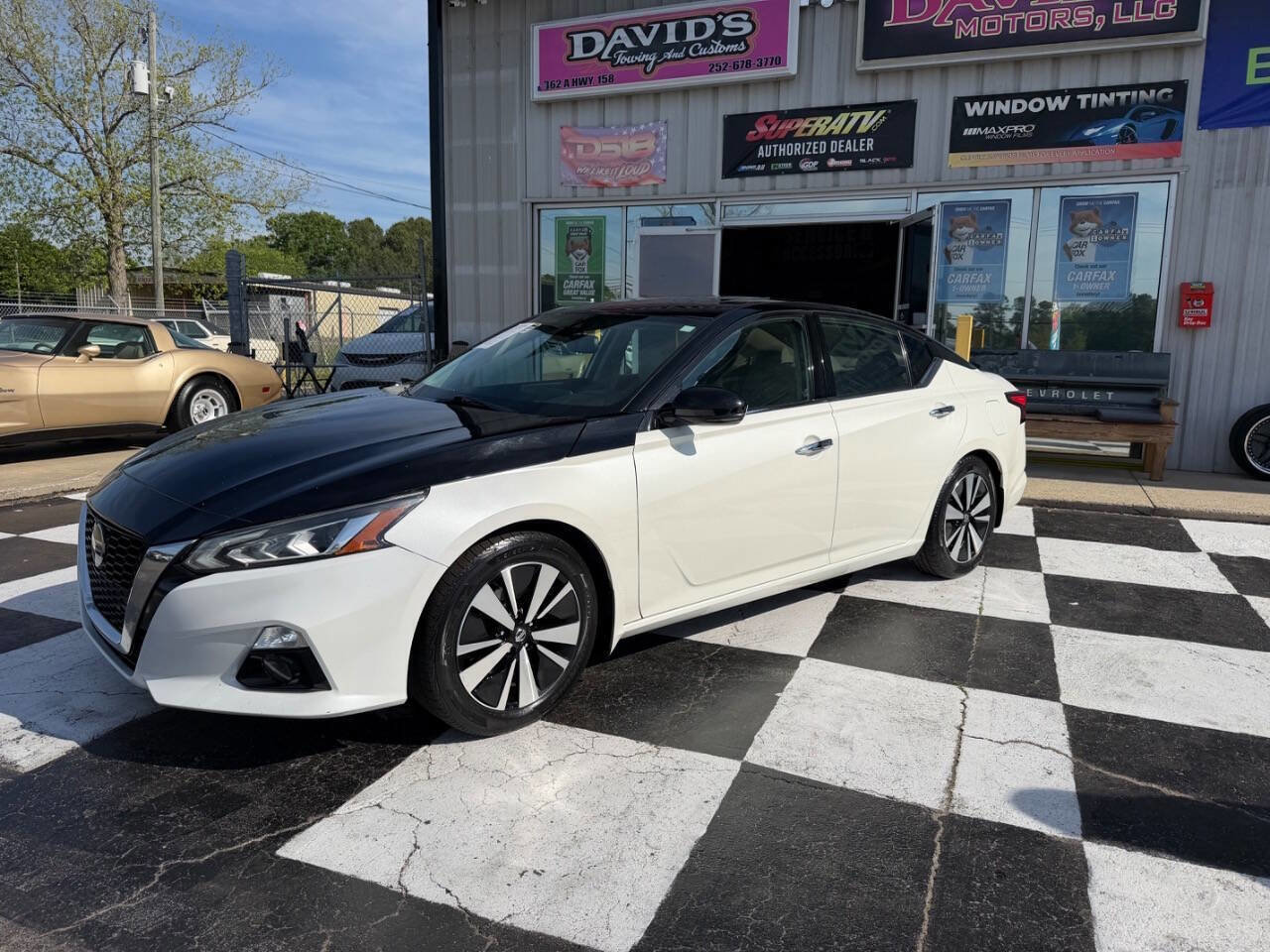 Used 2020 Nissan Altima 2.5 SL FWD image 2