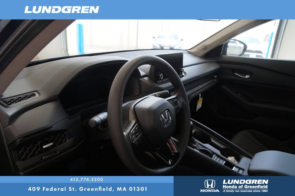 Used 2025 Honda Accord SE image 13