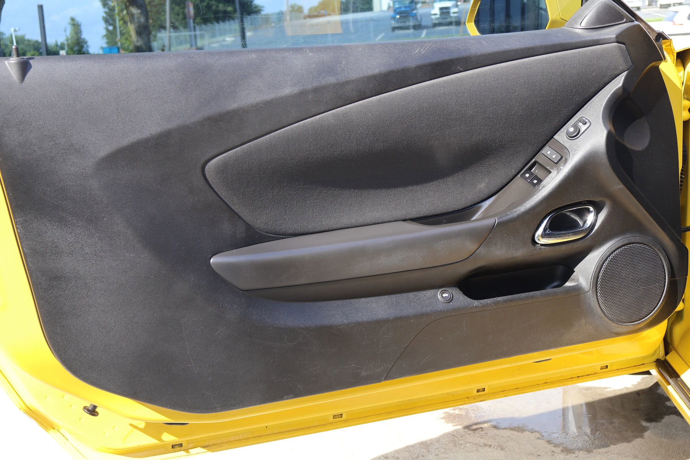 Used 2013 Chevrolet Camaro SS image 18