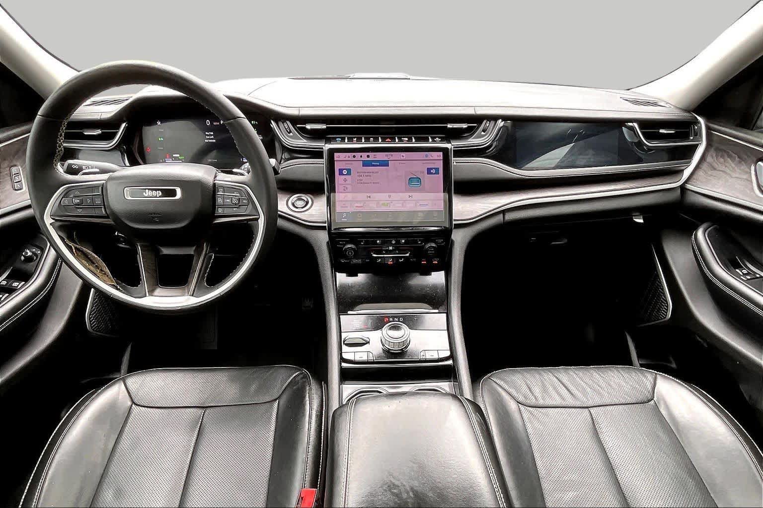 Used 2022 Jeep Grand Cherokee Limited 4xe w/ Luxury Tech Group II AWD/4WD image 14