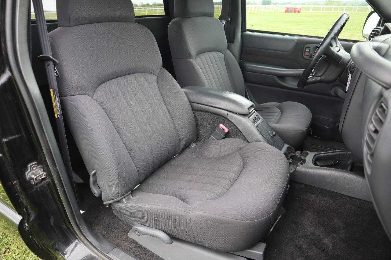Used 2003 Chevrolet S10 Pickup LS w/ LS Preferred Equipment Group AWD/4WD image 6