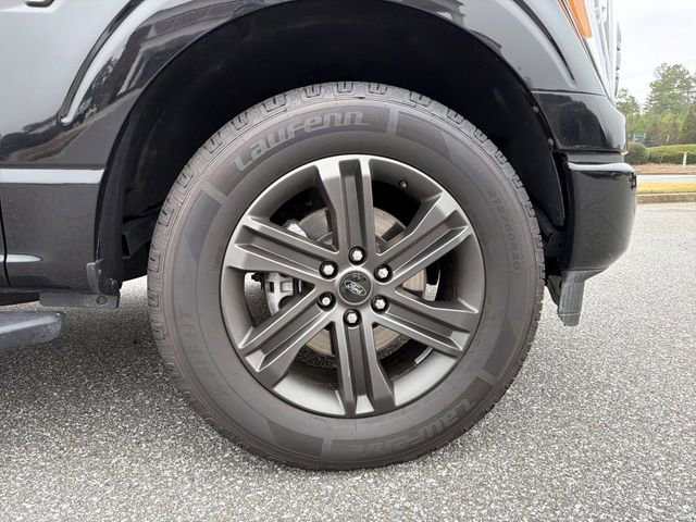 Used 2022 Ford F150 XLT w/ Equipment Group 302A High image 14